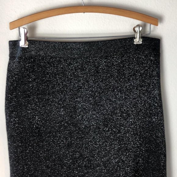 HALOGEN skirt. - Picture 2 of 8